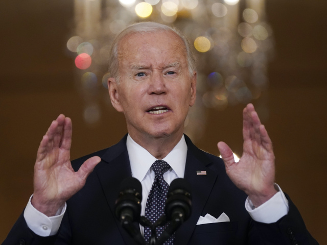 Joe Biden o kontrole zbraní