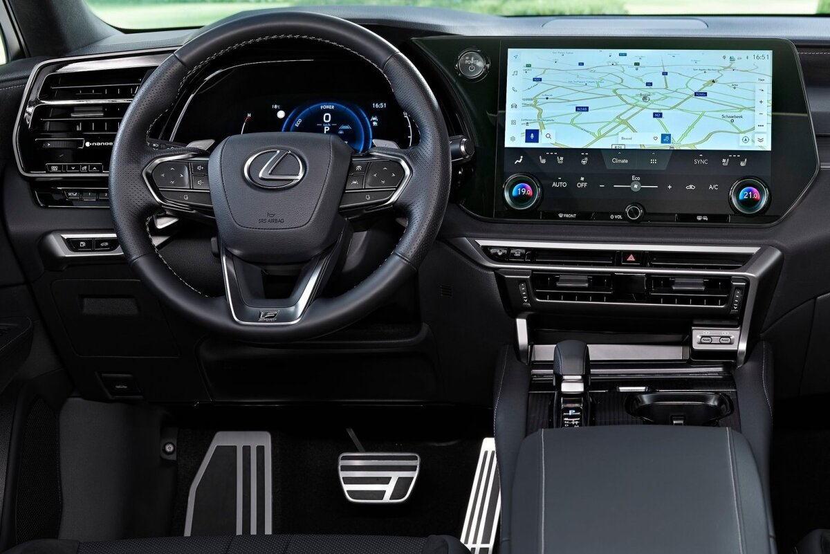 Lexus RX - 2022