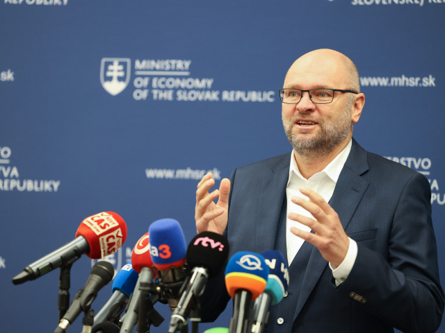 Minister hospodárstva Richard Sulík (SaS).
