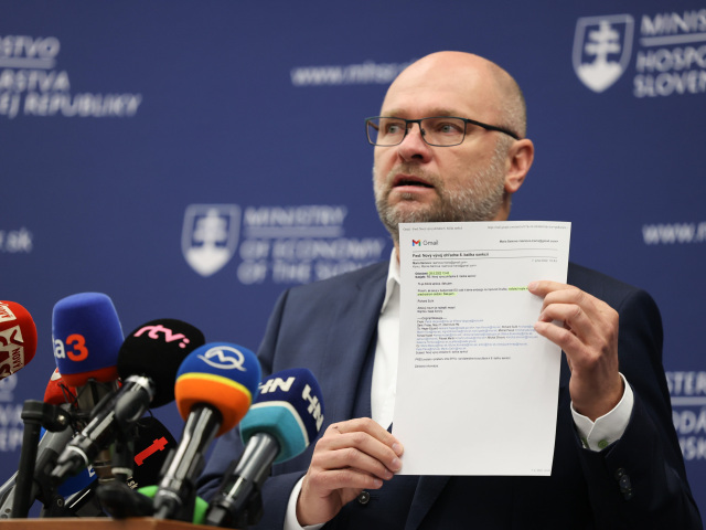 Minister hospodárstva Richard Sulík (SaS).