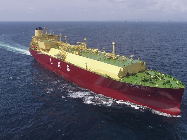 LNG tanker PRISM COURAGE