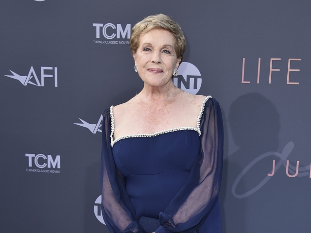 Julie Andrews 