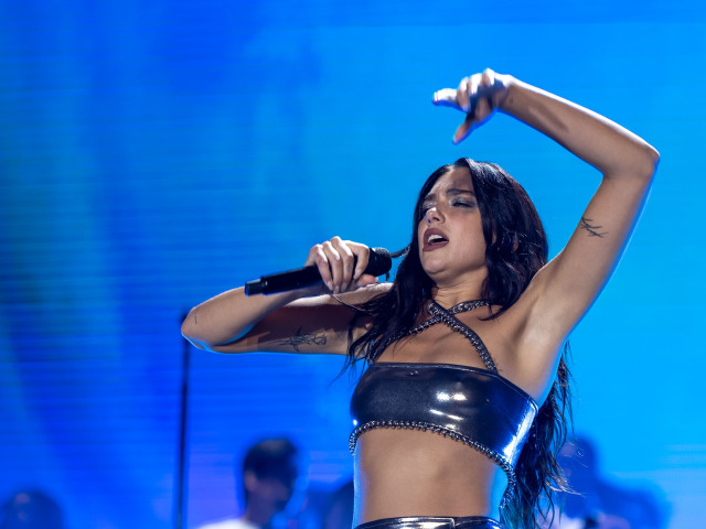 DUA LIPA