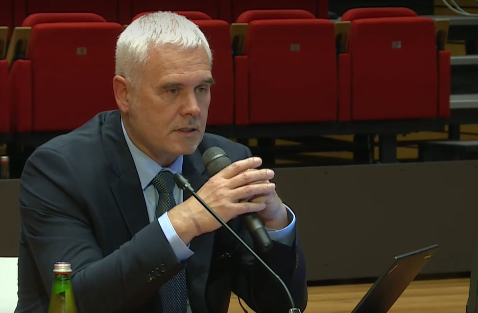 Kandidát na šéfa RTVS Ivan Golian prezentuje svoj program rozvoja a riadenie RTVS na verejnom vypočutí.