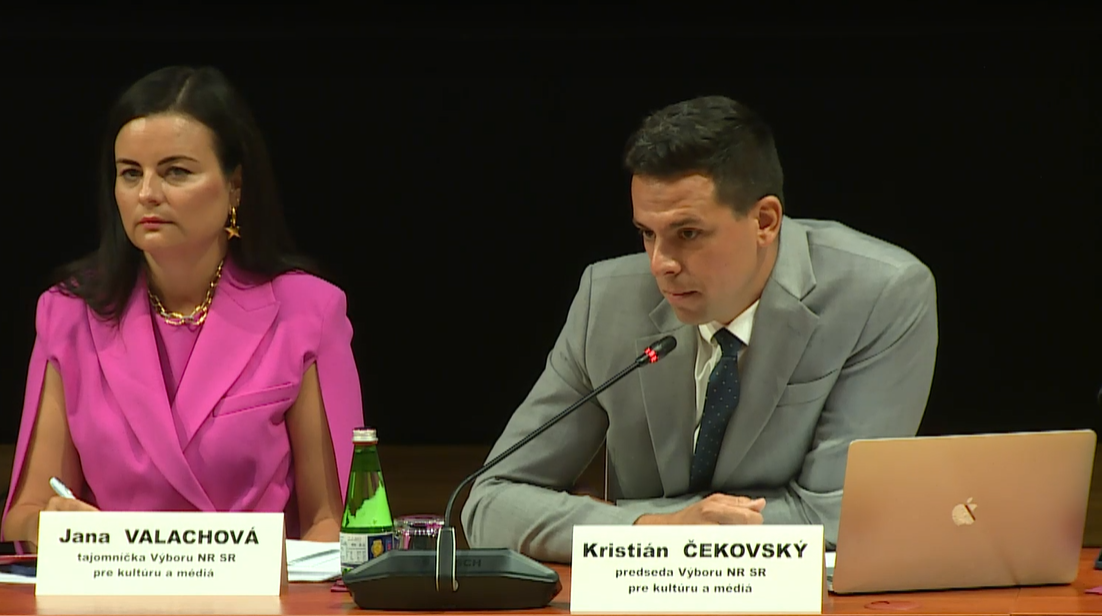 Predseda mediálneho parlamentného výboru Kristián Čekovský na verejnom vypočutí kandidátov na riaditeľa RTVS.