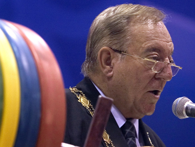 Švajčiarsko Vzpieranie Aján doživotný zákaz doping