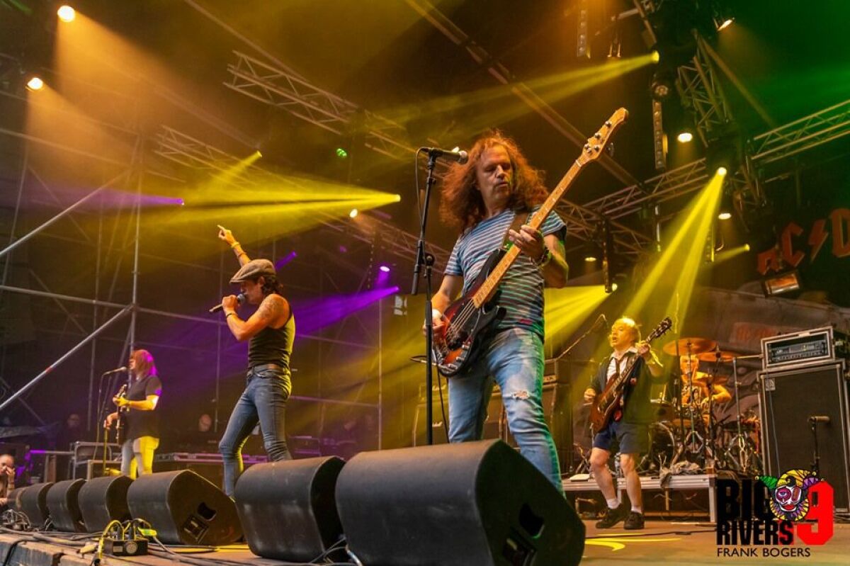 AC/DC UK