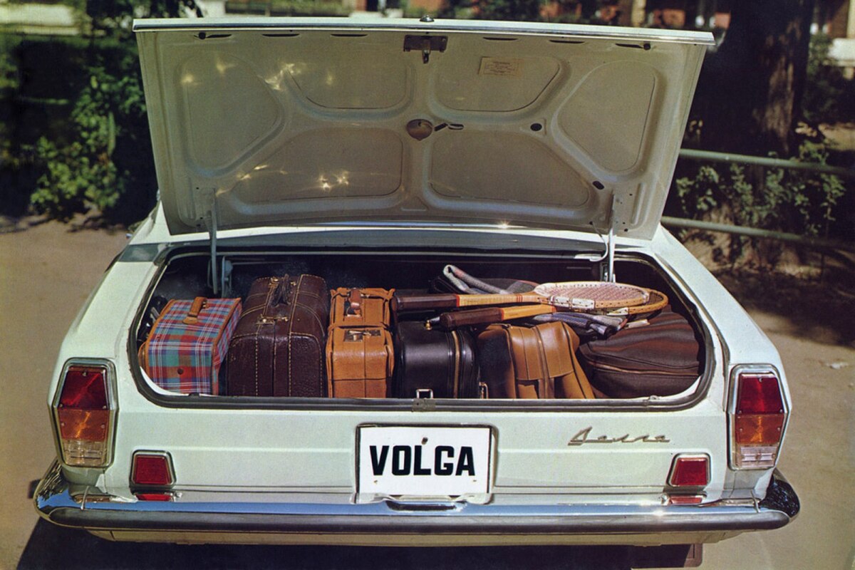 Volga GAZ-24