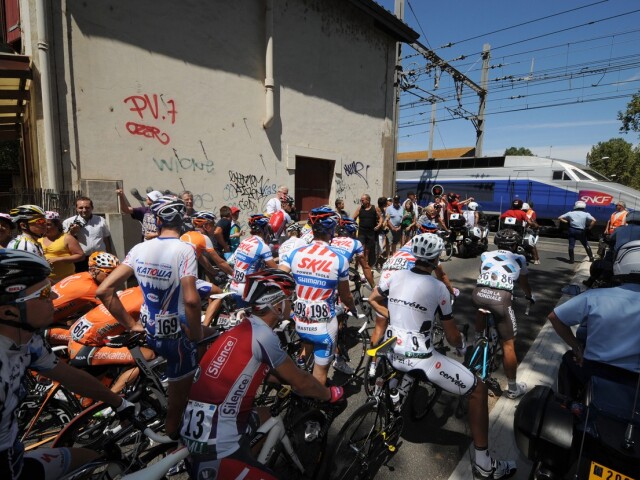 Tour, 5