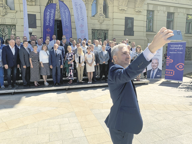 Rastislav Trnka a jeho tím