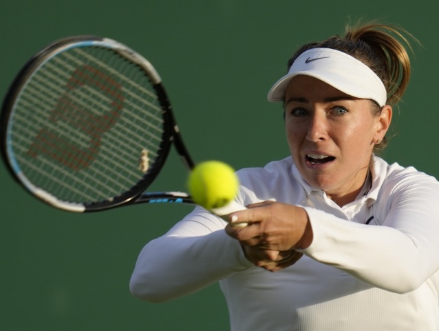 Kristína Kučová počas zápasu 1. kola Wimbledonu.