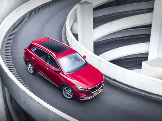 2021-MG-EHS-Plug-in-Hybrid-exterior-5-1
