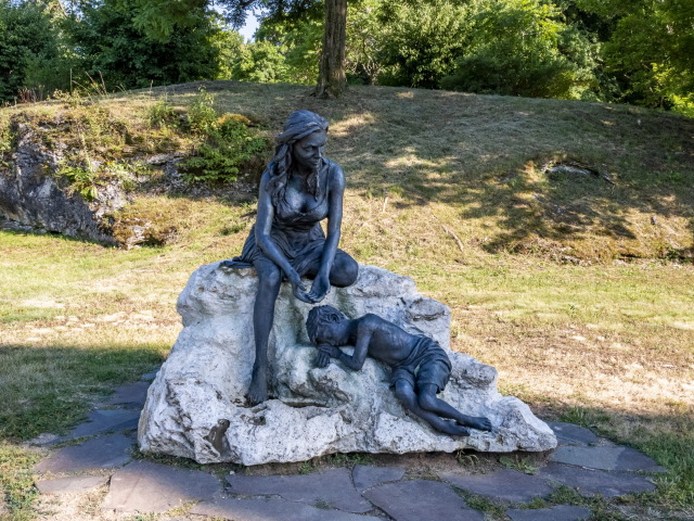 súsošie, Dudince, Kúpeľný park, víla Dudinka