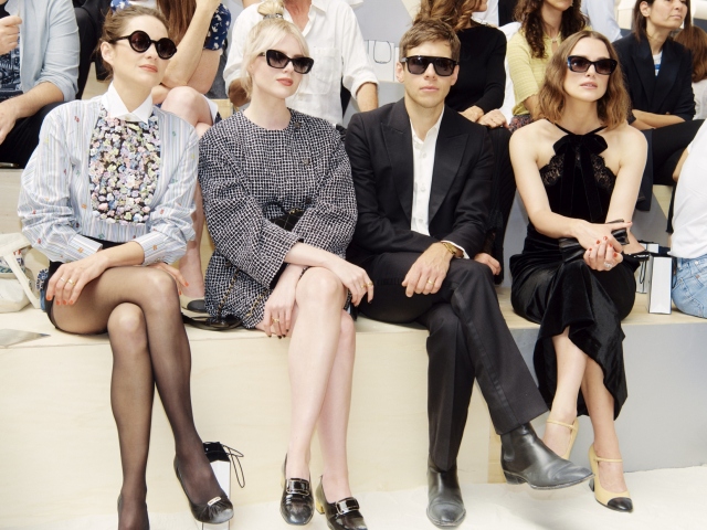 Marion Cotillard, Lucy Boynton a manželia James Righton a Keira Knightley