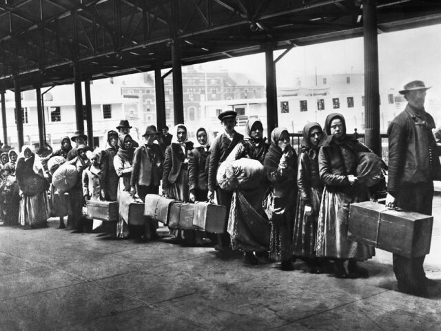 Slovaci na ostrove Ellis Island v roku 1907