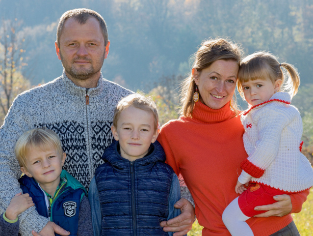 michaela vajova  duholie  stozok  komunitna skola