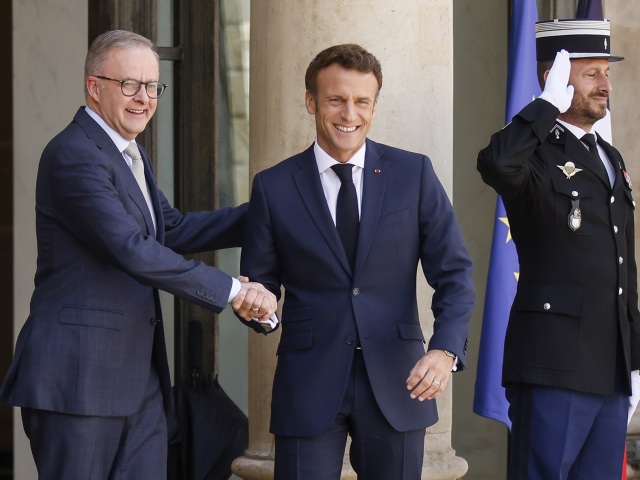 Athony Albanese, Emmanuel Macron
