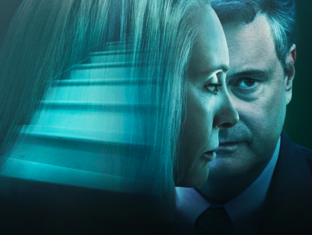 Schodisko, Colin Firth, Toni Colette