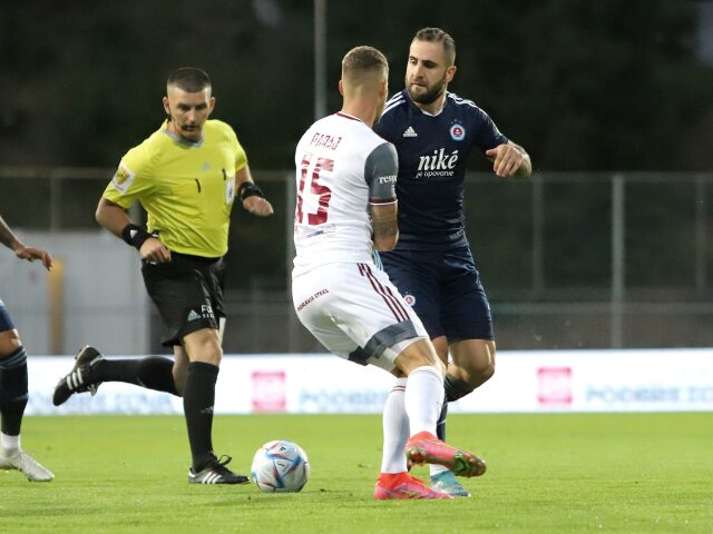 SR futbal FL 1. kolo Podbrezová Slovan BBX