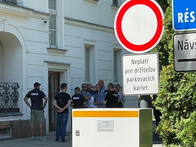 NAKA, Úrad vlády