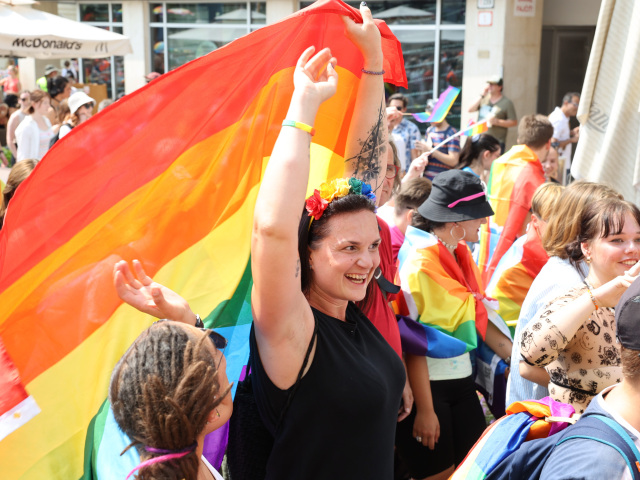 duhovy pride autor: Robert Huttner