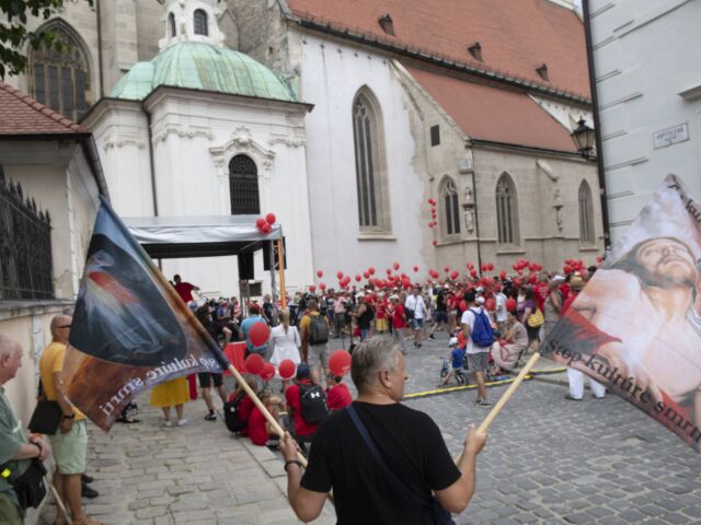 SR Bratislava pochod zhromaždenie Hrdí na rodinu BAX