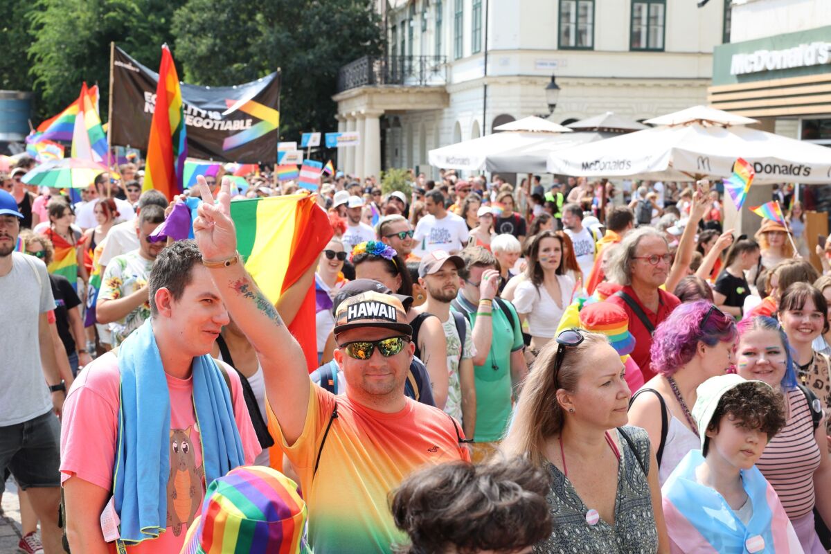duhovy pride autor: Robert Huttner