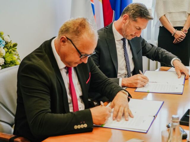 podpis priemyselny park Sabinov