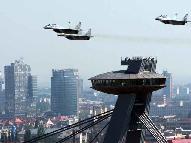 prelet stihaciek Mig 29,Bratislava
