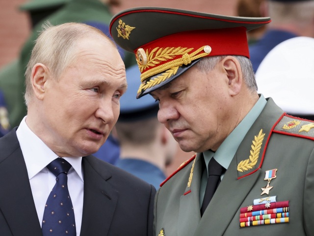 Vladimir Putin / Sergej Šojgu /