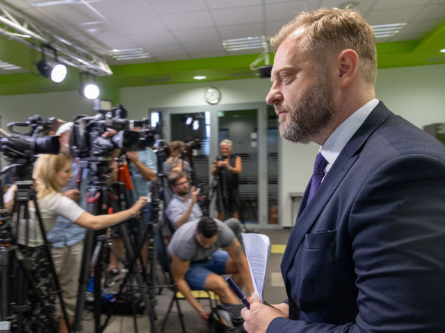 Sas, Juraj Krúpa, Sulík,
