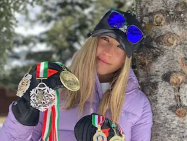 Lara Colturiová.