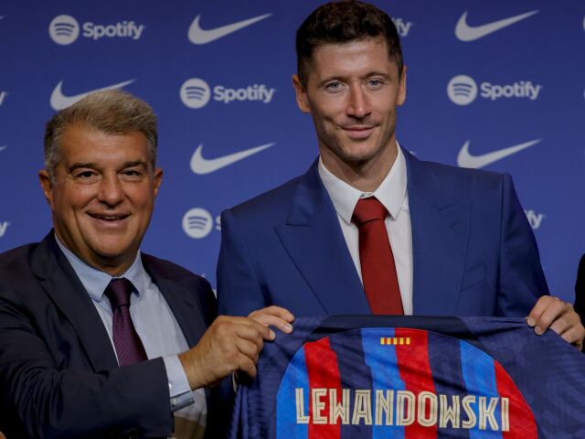 Španielsko futbal La Liga Lewandowski zmluva podpis