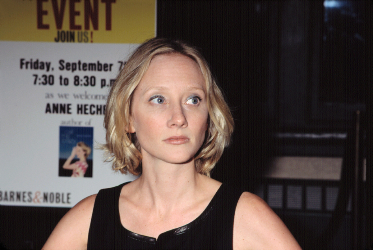 heche 2001