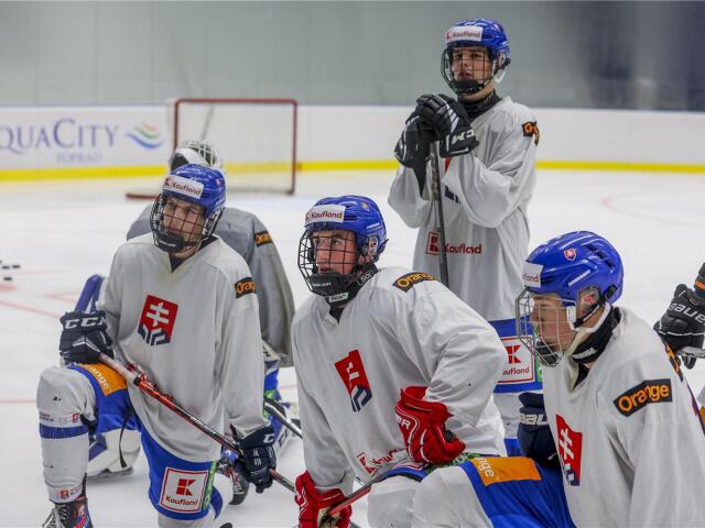 SR U17