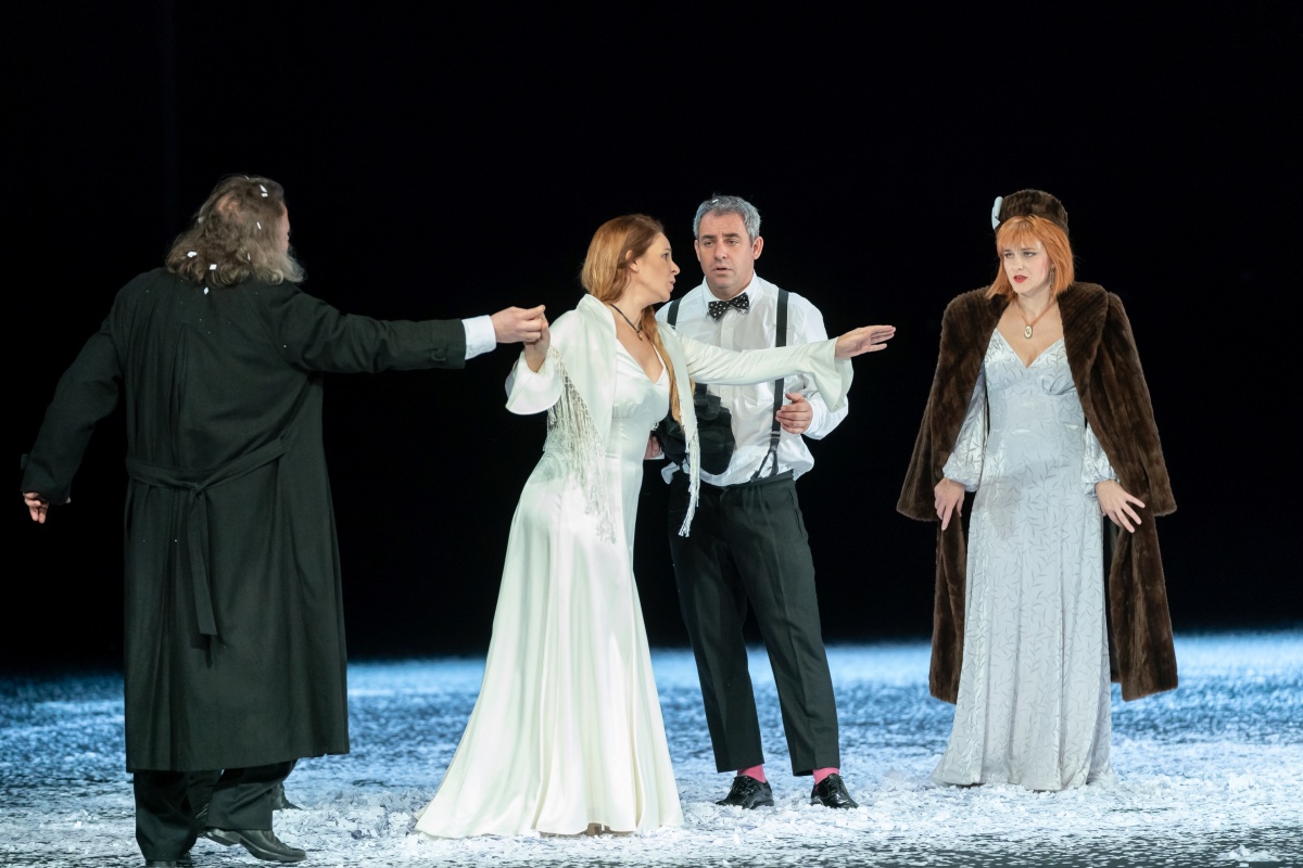 Bohema  Eva Hornyakova  Filip Tuma  Schaunard   Andrea Vizvari  foto Alena Klenkova