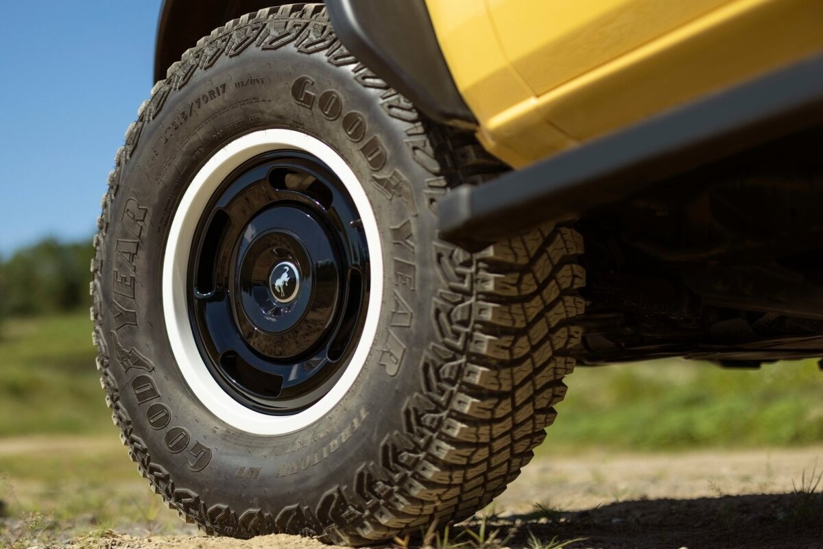 Ford Bronco Heritage Edition - 2022