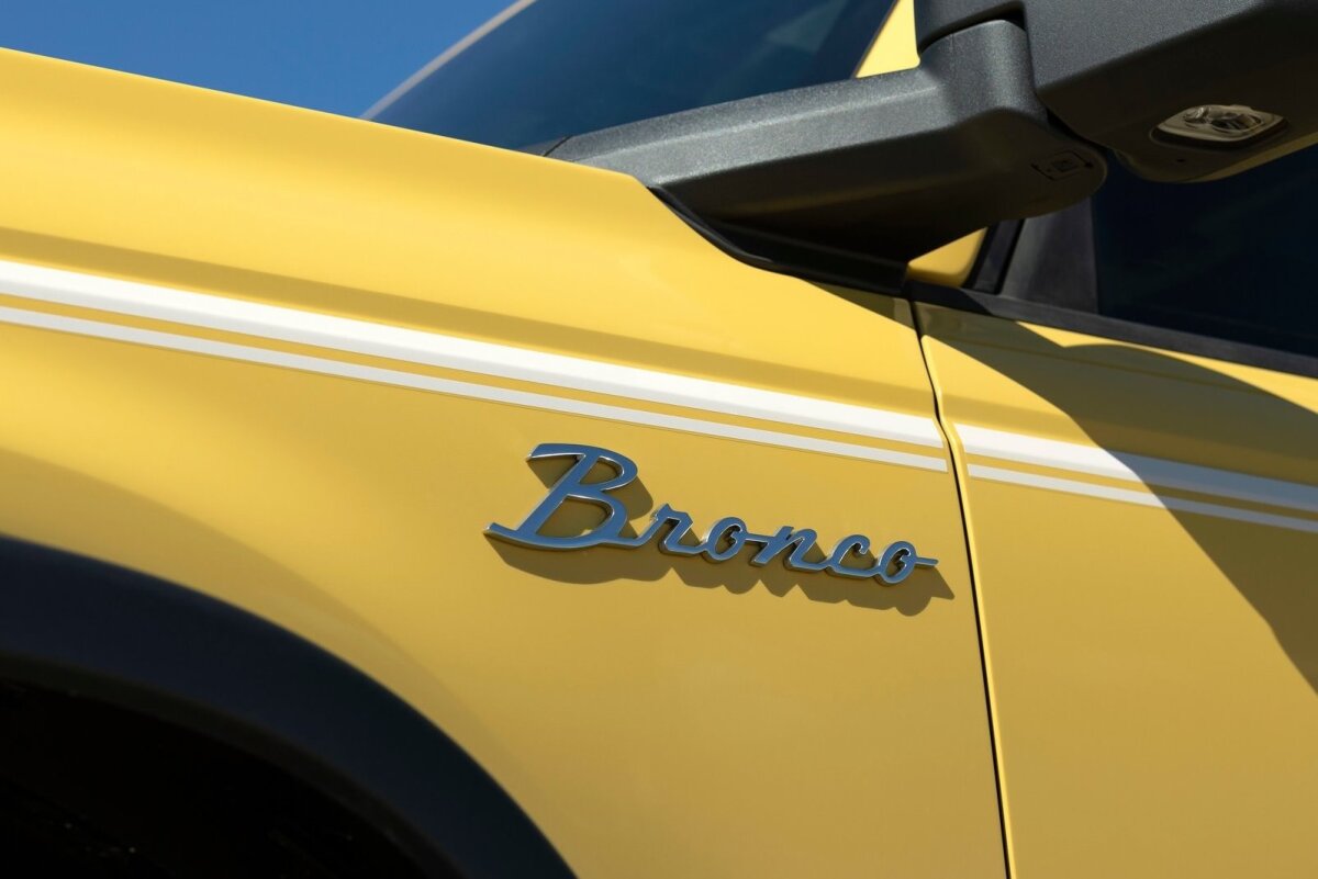 Ford Bronco Heritage Edition - 2022