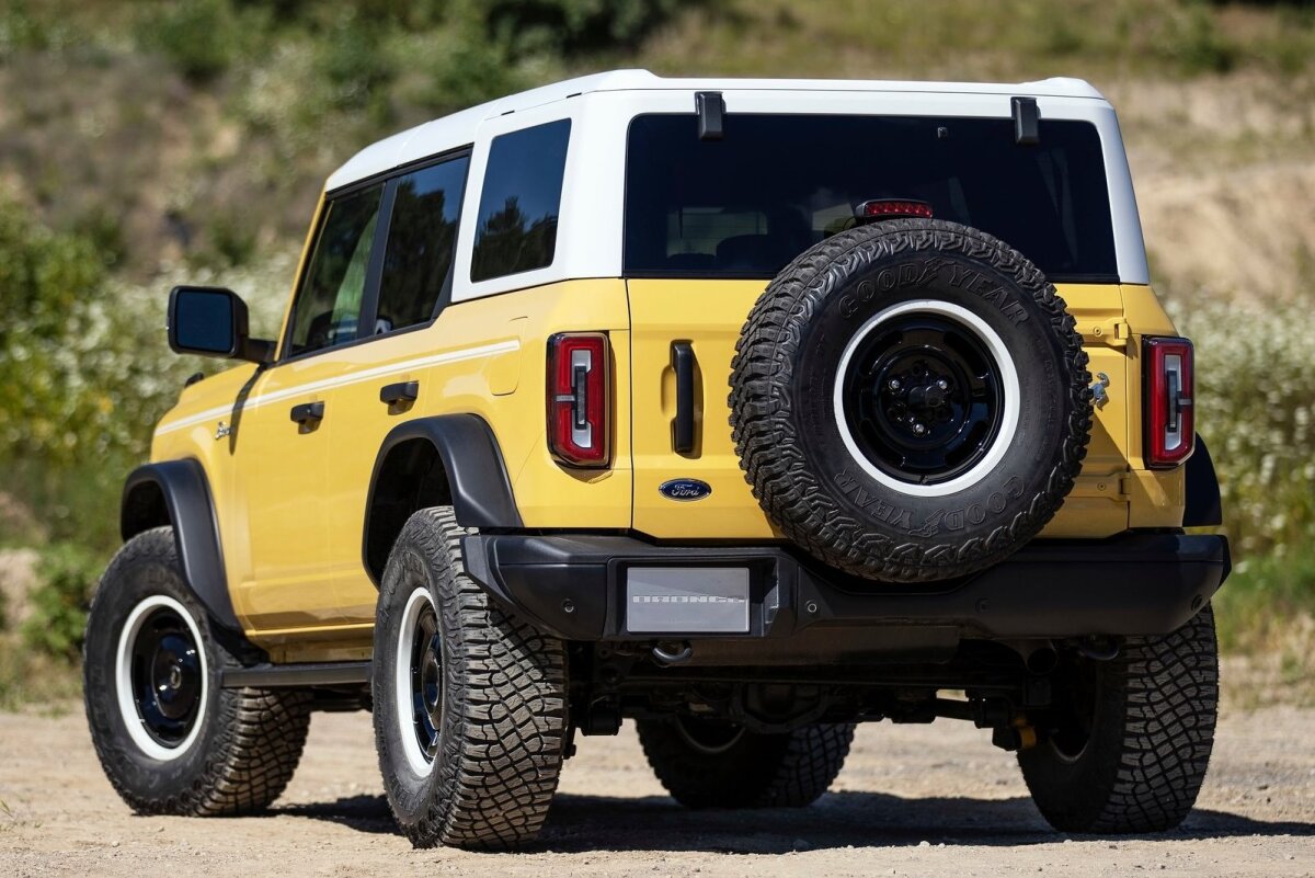 Ford Bronco Heritage Edition - 2022