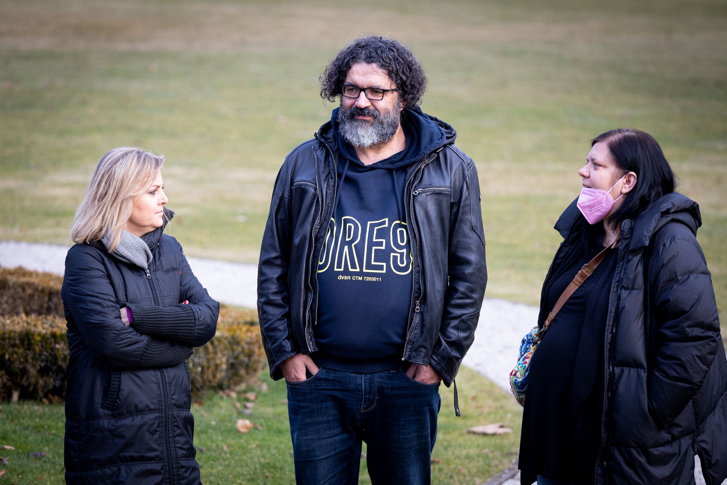 Tvorcovia seriálu Výnimočná Nikol (zľava): kreatívna producentka a scenáristka Evita Twardzik, producent Peter Núñez a producentka TV Markíza Alexandra Dubovská.