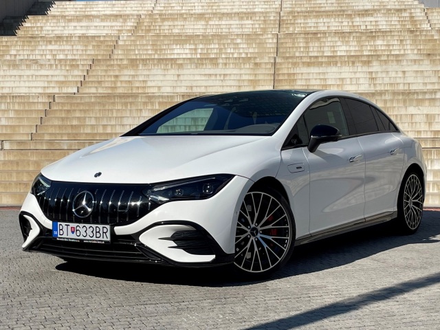 Mercedes-Benz EQE 43 AMG - test 2022