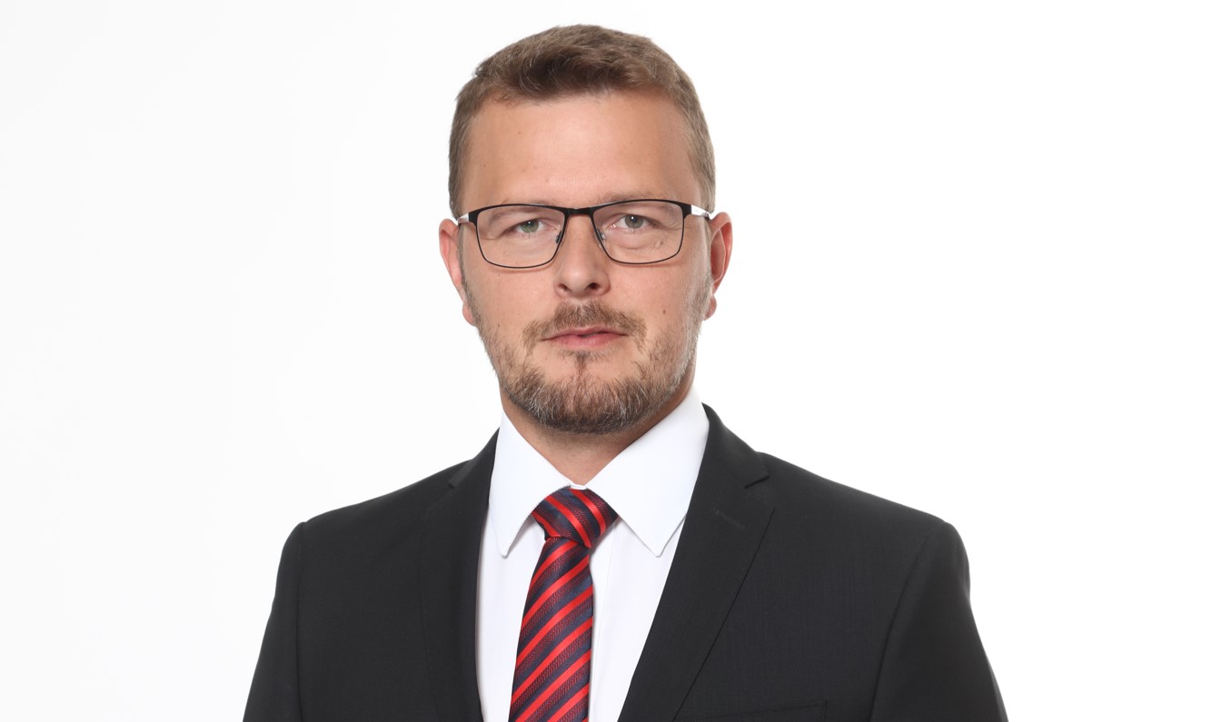 Šéfredaktorom JOJ 24 bude dlhoročný redaktor a moderátor televízie Joj Dárius Haraksin. 