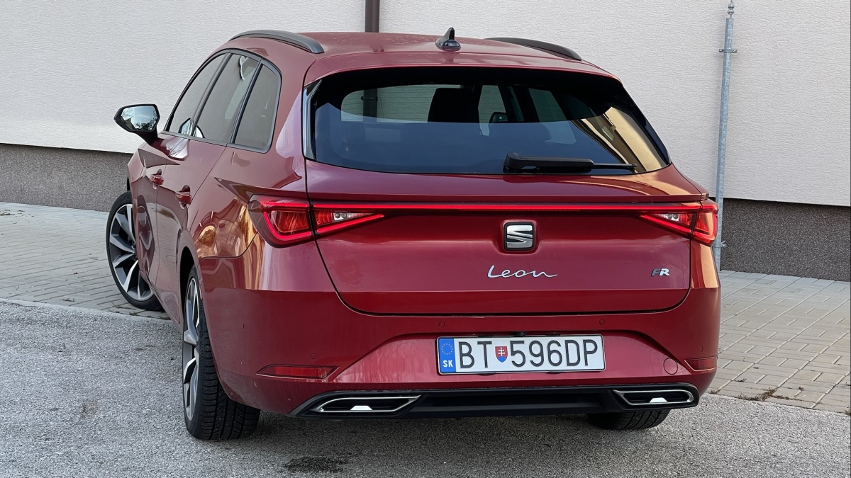 SEAT Leon Sportstourer 2.0 TSI 190 (2022)