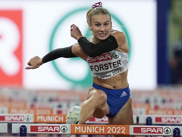 Viktória Forster