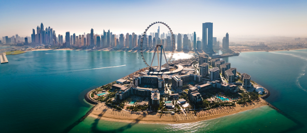 NEPOUZ, Dubaj a Abu Dhabi sa stali celorocnymi destinaciami.