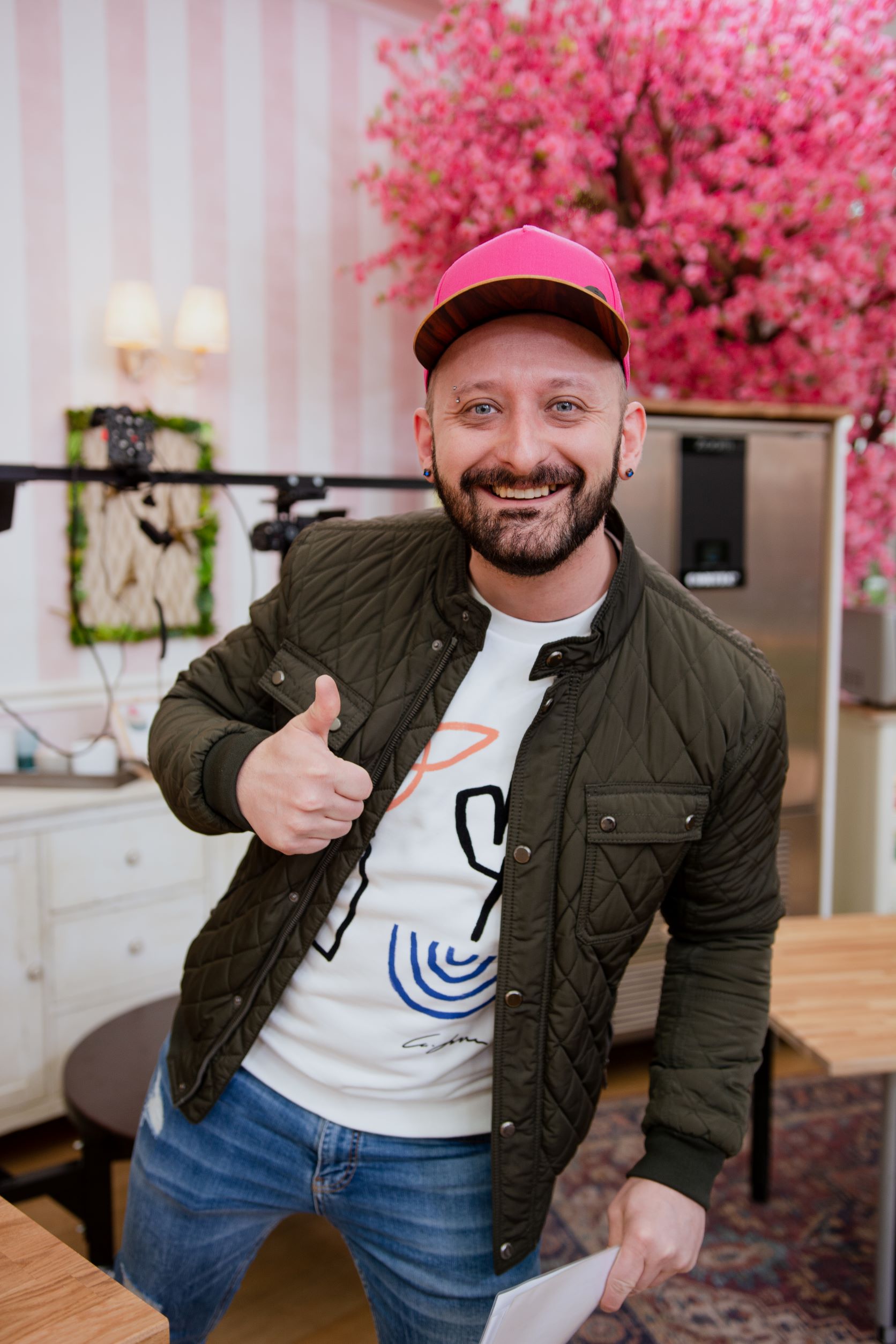 Víťaz prvej série šou Pečie celé Slovensko Miroslav „Miňo“ Macuľa.