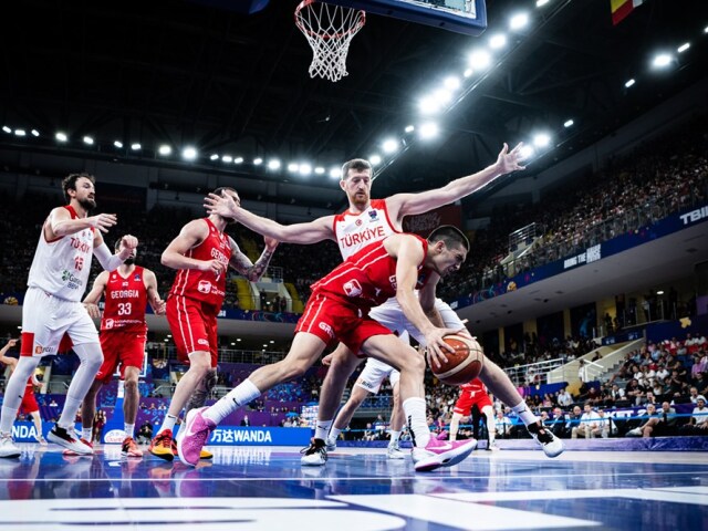 ME Basket