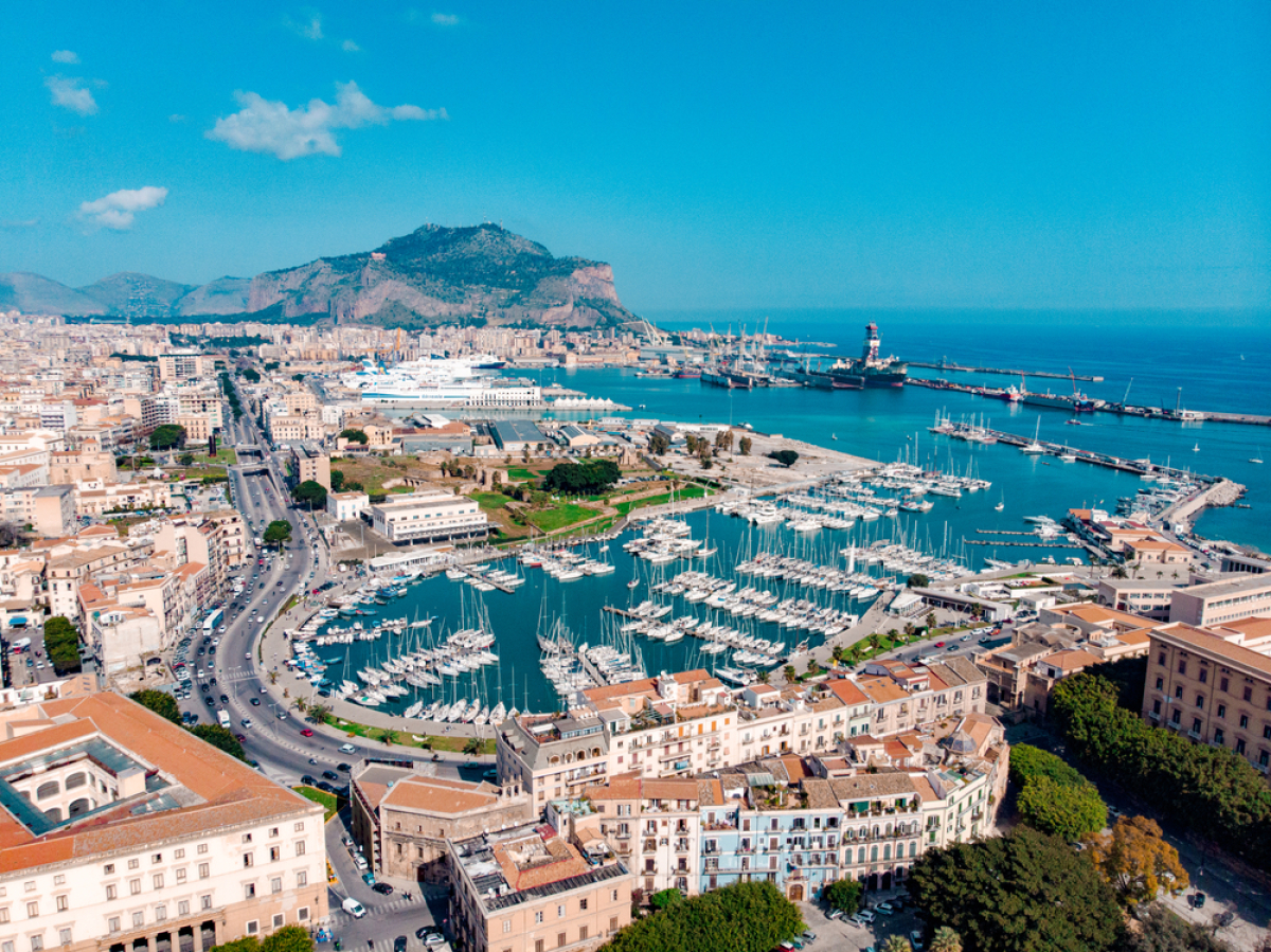 NEPOUZ, Sicília, Palermo, Taliansko. - Shutterstock.jpg