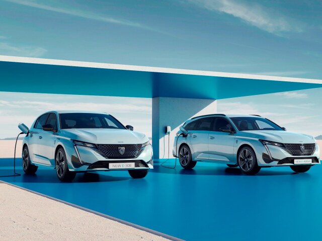 Peugeot E-308 a E-308 SW - test 2022