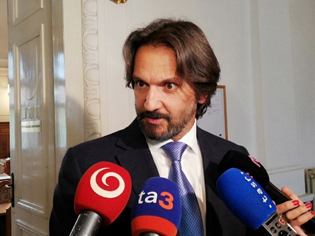 Robert Kaliňák, obhajca, Bödör, Dobytkár